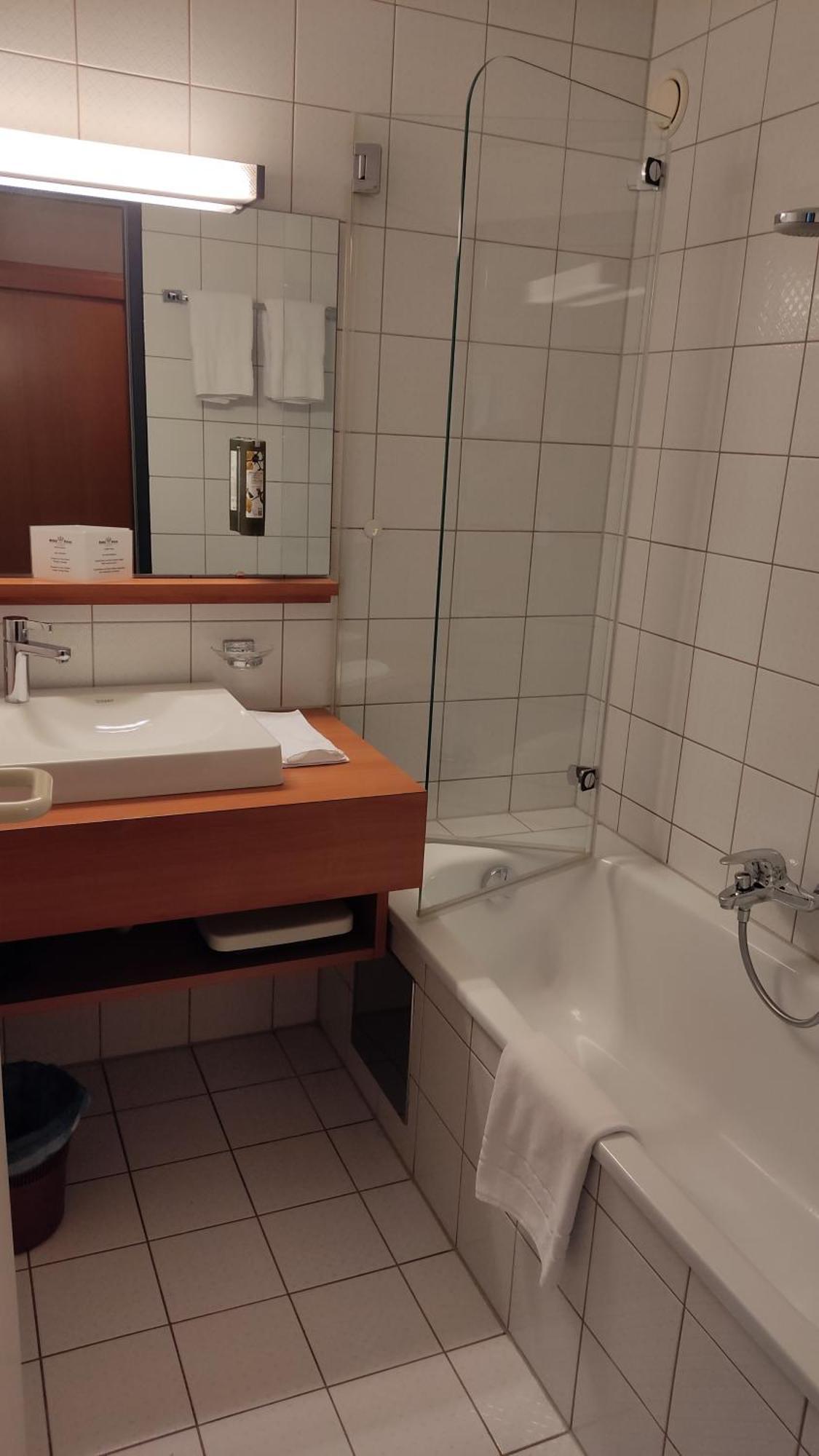 Hotel Gasthof Kroenele Лустенау Екстериор снимка