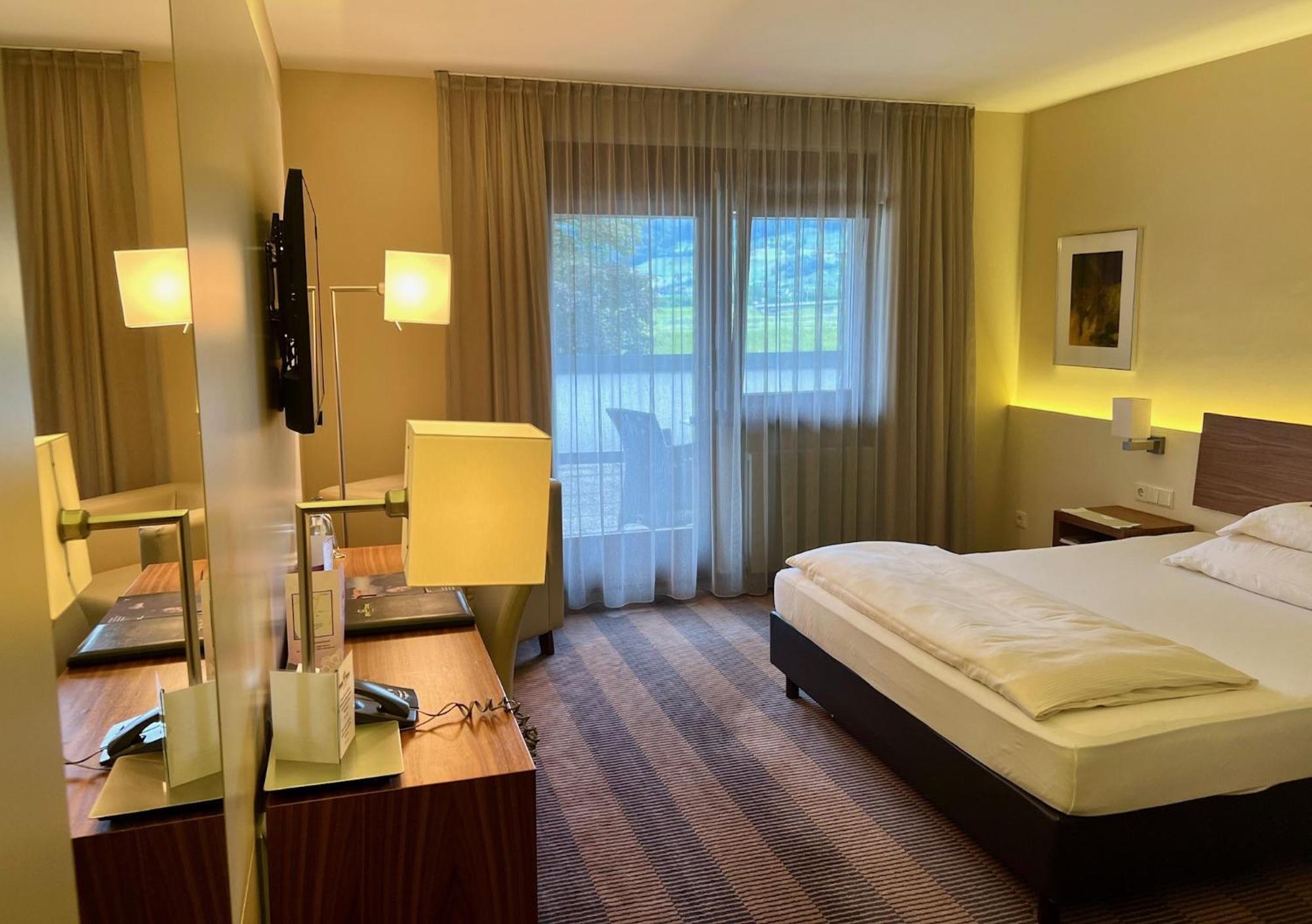 Hotel Gasthof Kroenele Лустенау Екстериор снимка