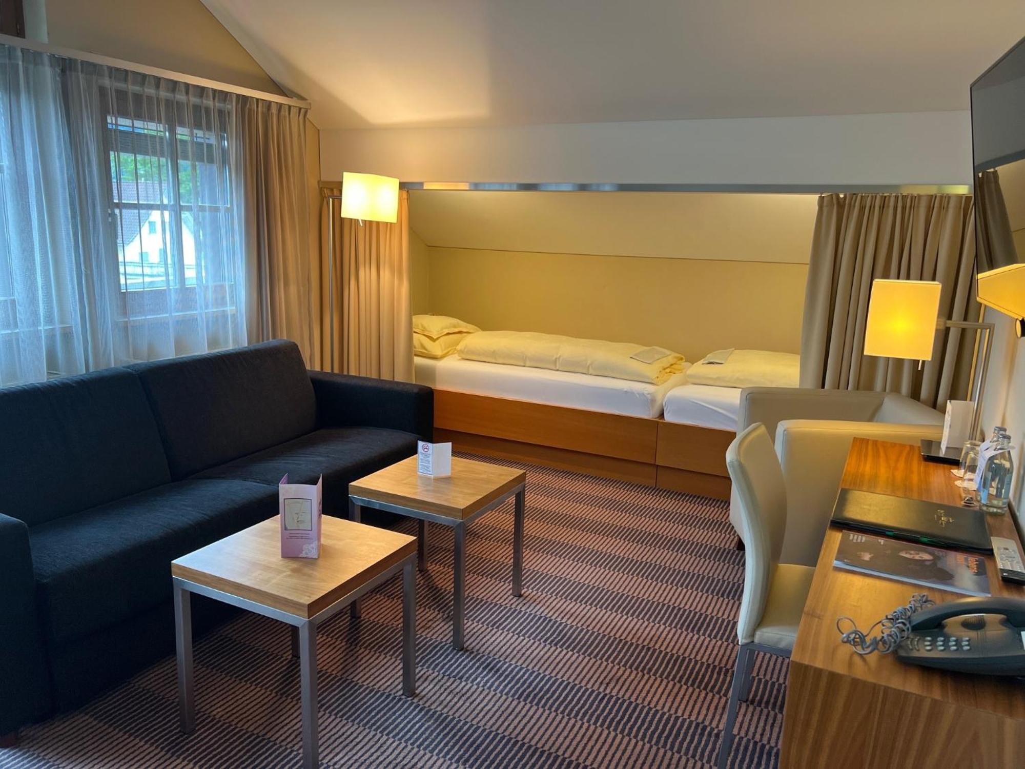 Hotel Gasthof Kroenele Лустенау Екстериор снимка