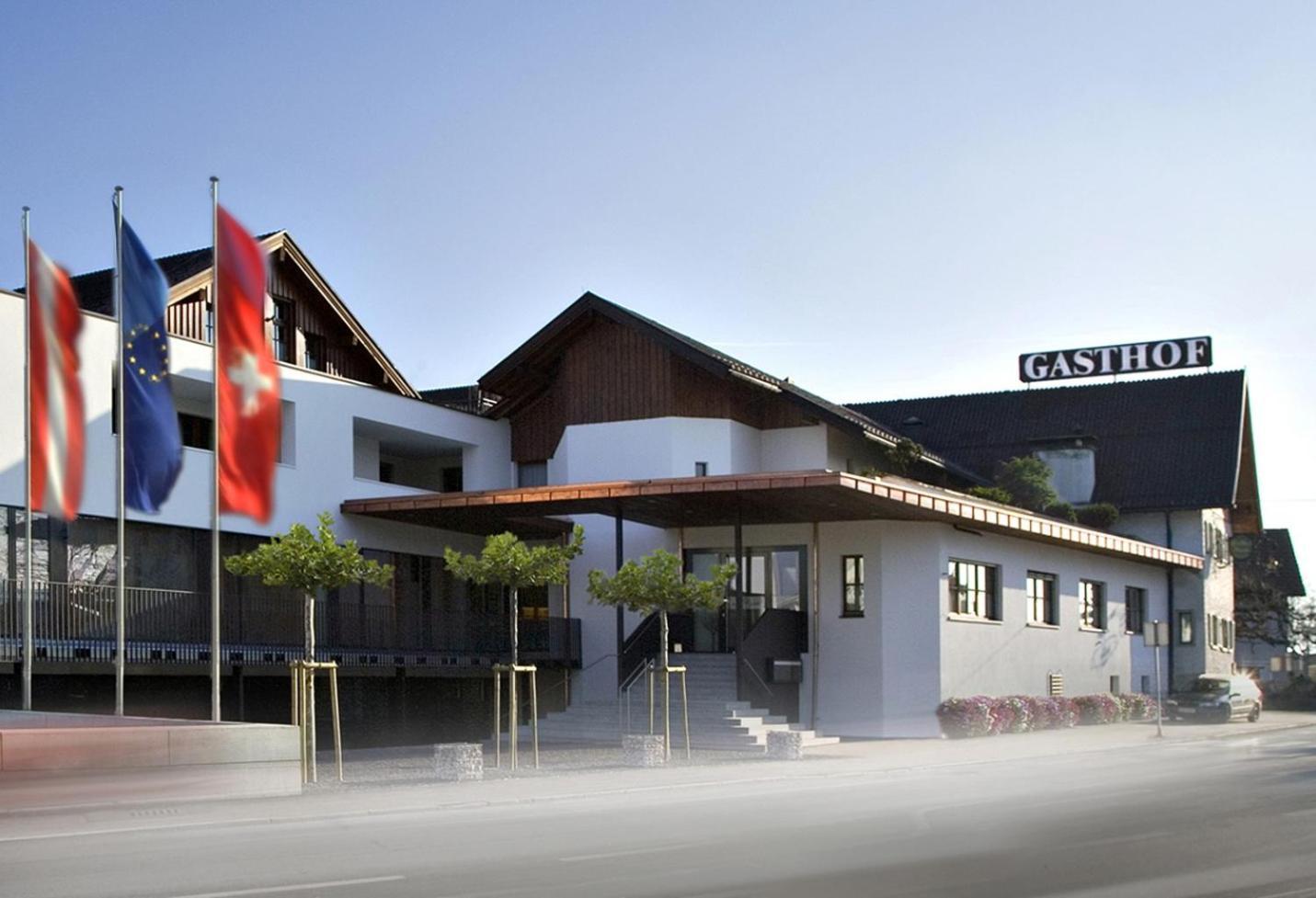 Hotel Gasthof Kroenele Лустенау Екстериор снимка